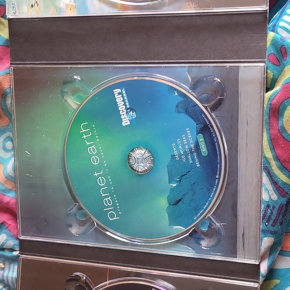 Planet earth 5 disc DVD set - Picture 5 of 9